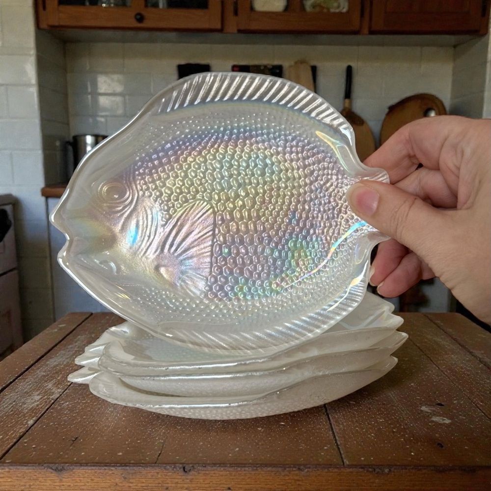 Arcoroc Vintage Pearl White Irredesent Fish Shaped plates, 5 appetizer dish RARE